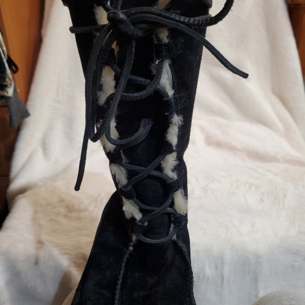 Ugg Suede Lace Up Boots - Picture 10 of 13